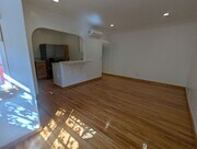 Photo - 1549 Baxter St