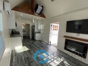 Photo - 401 N Horne St