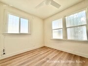 Photo - 300 N Bonnie Brae St Unit 103