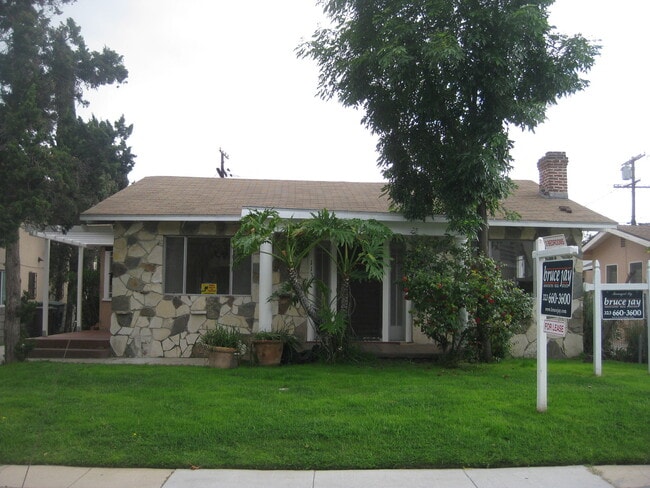 Building Photo - 1134 Orange Grove Ave Unit 1134 Rental