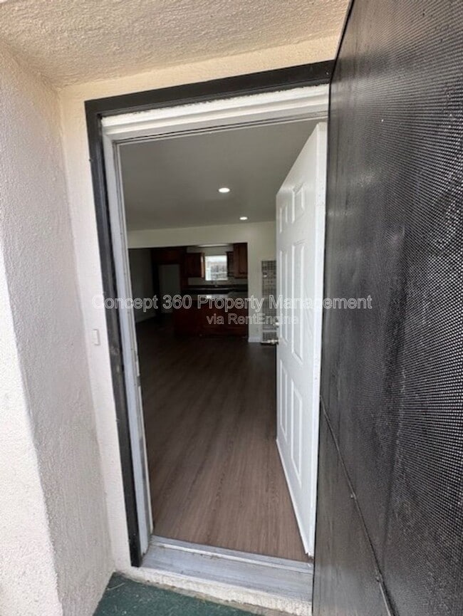 Photo - 2425 W Cameron St Unit A