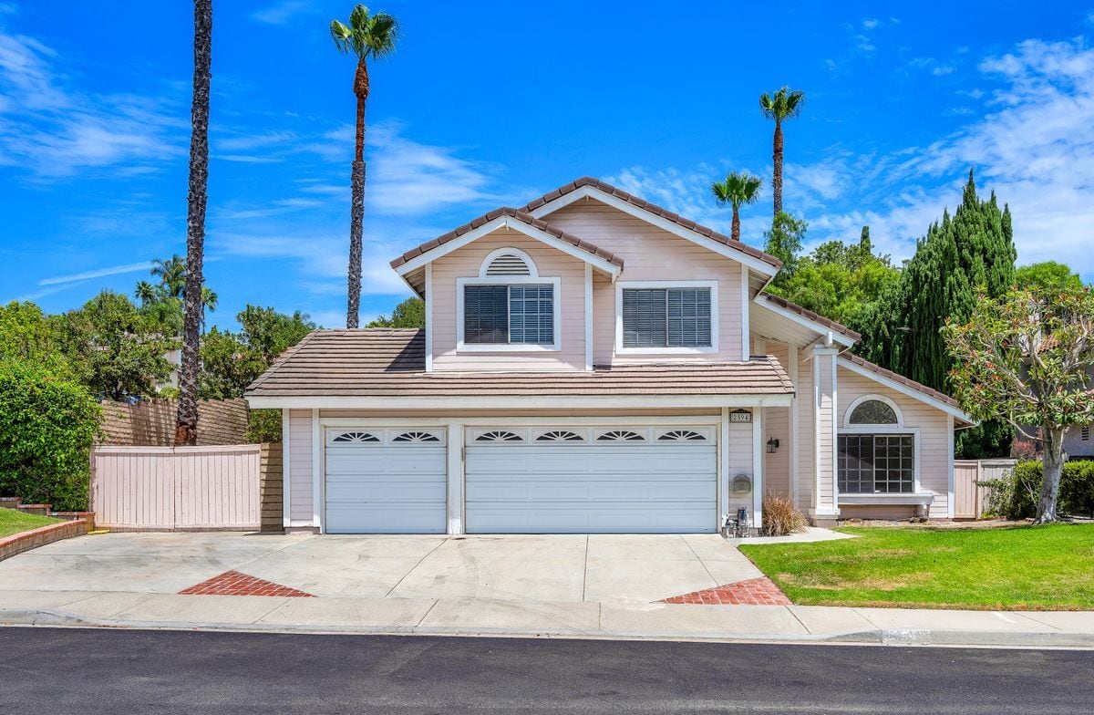 Photo - 2594 Ridgebrook Pl