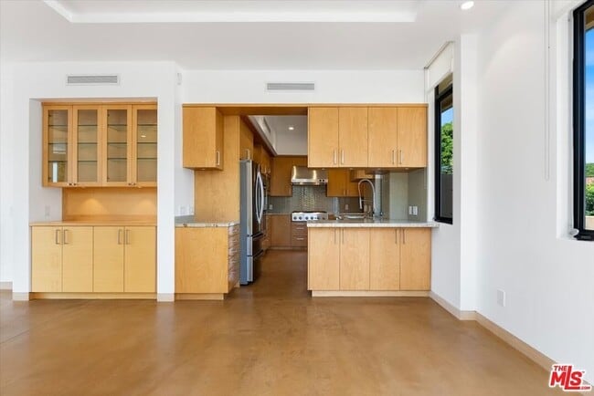 Photo - 2301 10th St