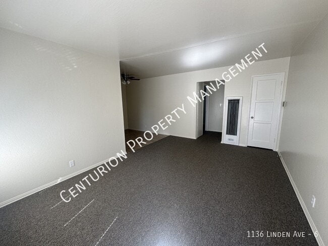 Building Photo - 1136 Linden Ave Unit 6