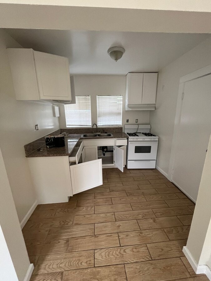 Photo - 1926 1/2 Daly Street-