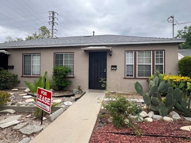 Building Photo - 6718 Comet St