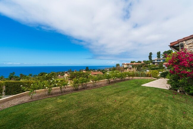 Photo - Gorgeous 5 Bedroom Home with sweeping views and pool