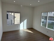 Photo - 1862 W 25th St