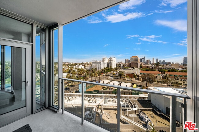 Photo - 2801 Sunset Pl Unit PH01