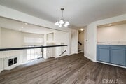 Photo - 5800 Owensmouth Ave