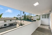 Photo - 954 San Vicente Blvd
