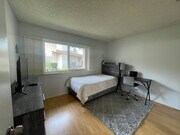 Photo - 16615 Bloomfield Ave
