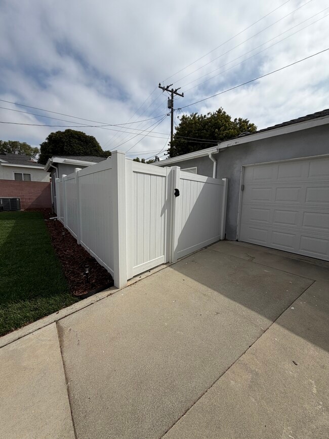 Photo - 1222 Felbar Ave