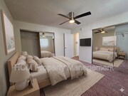 Photo - 15636 Valerio St