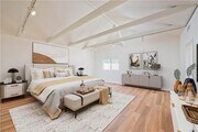 Photo - 18063 Burbank Blvd House