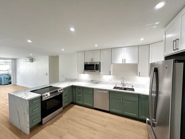 Photo - Beautiful 2BD/2BA Fully Remodeled w/ Reser...