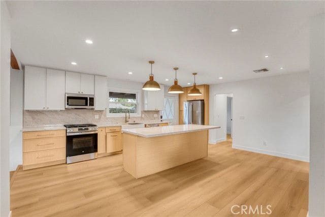 Building Photo - 8666 Keokuk Ave