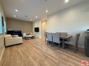 Photo - 10905 Olinda St