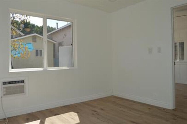 Photo - Pomeroy Ave Unit 2681 1/2