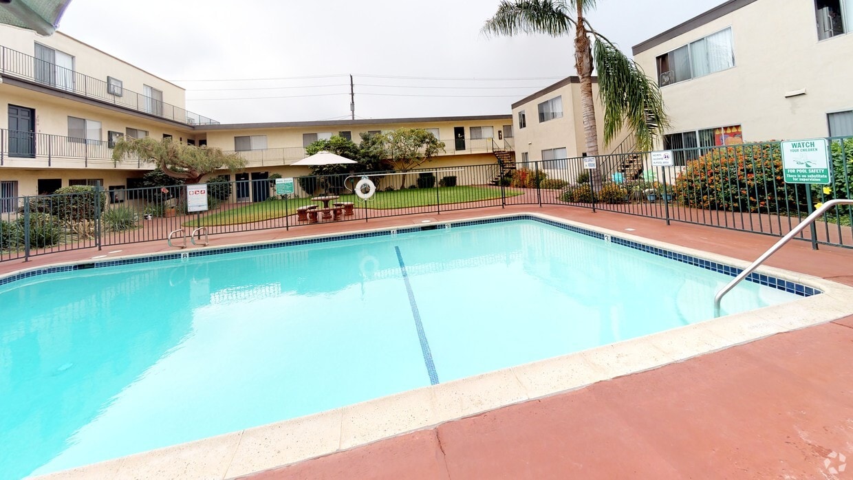 3D Tour - Ocean View Townhomes