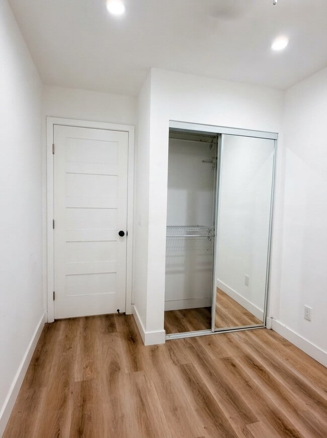 Photo - 6512 Osler St Unit 6512