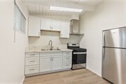 Photo - Catalina Apartments Unit B