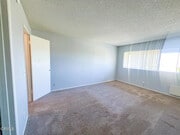 Photo - 951 Warwick Ave Unit E4