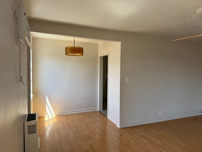 Photo - 1313 Douglas St Unit 1315 Douglas St