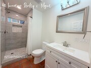 Photo - 420 Hutchison St