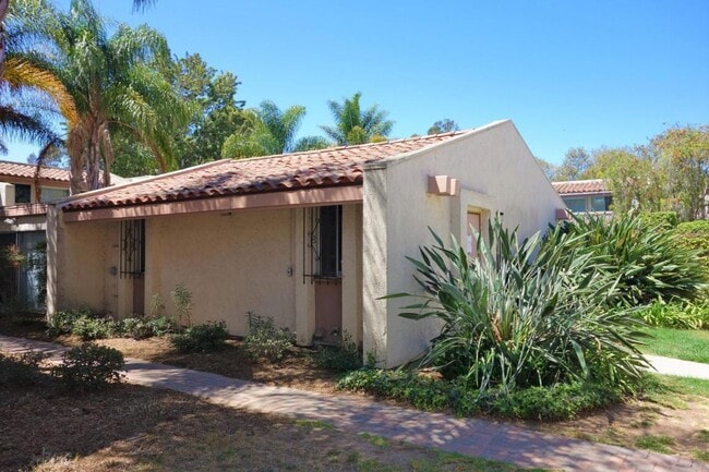 Photo - La Goleta Condo with Pool, Spa & Convenient Goleta Location Unit 27