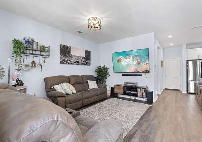 Photo - 524 Turnstone Ln