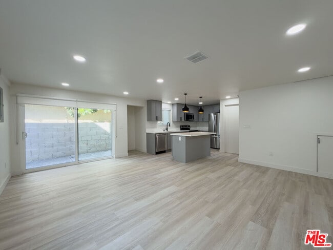 Photo - 2757 Andreo Ave Unit 11