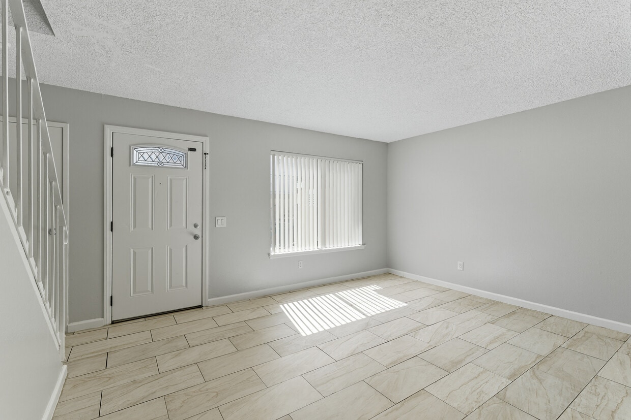 3D Tour - Village Green