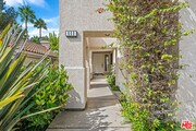 Photo - 602 Palisades Dr Townhome
