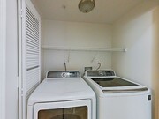 Photo - 16911 Bixby St