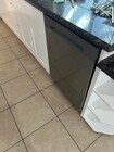 Dishwasher - 2187 Trafalgar Ave
