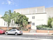 Photo - 933 Grattan St Unit 202