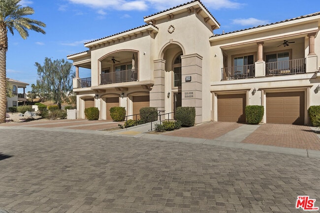 Building Photo - 2207 Via Calderia