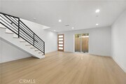 Photo - 4513 Rosewood Ave Townhome
