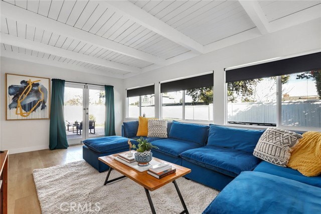 Photo - 292 Joann St