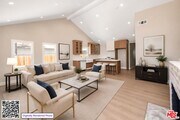 Photo - 591 E 9th St