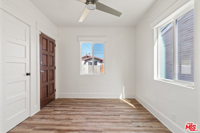 Photo - 932 1/2 California Ave