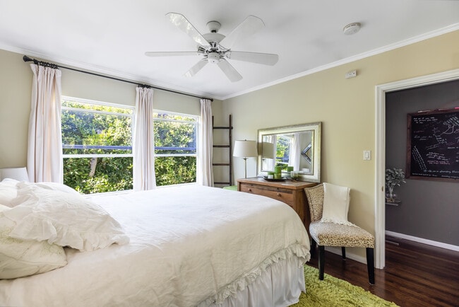 Photo - 842 12th St Unit 2