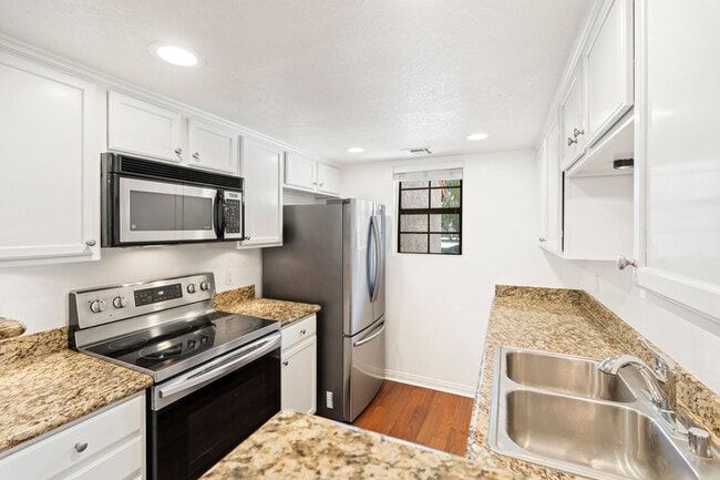 Photo - 12059 Alta Carmel Ct