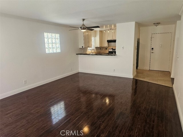 Photo - 404 W 4th St