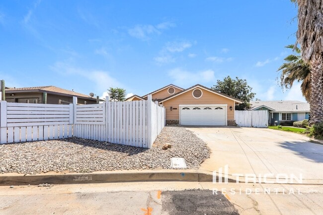 Building Photo - 34049 Nebraska Ln Rental