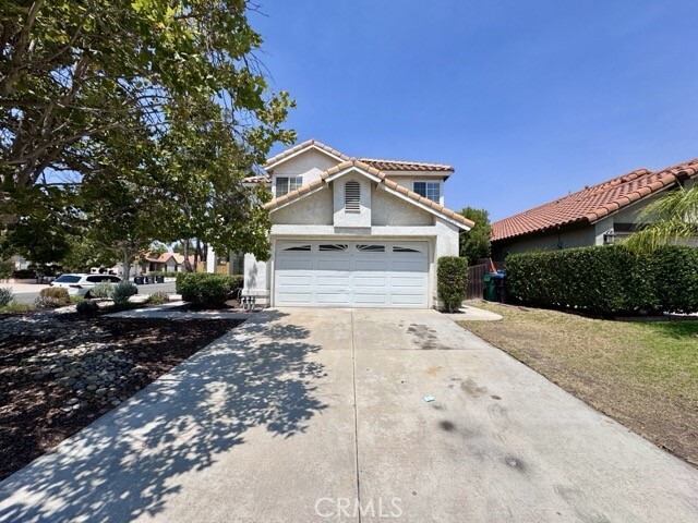 Photo - 39709 Garin Dr House