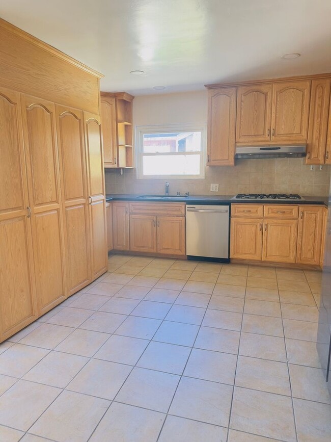 Photo - 3-Bedroom Home with Paid Solar & Bonus Outdoor Space in Northridge