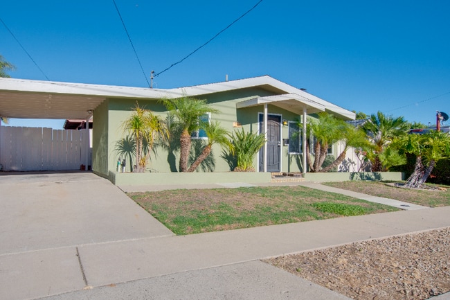 Photo - 2959 Melbourne Dr
