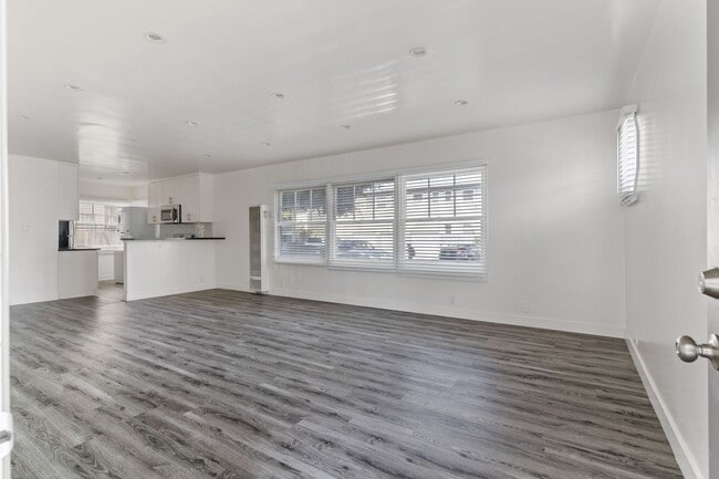 Photo - 241 Bonito Ave Unit 01